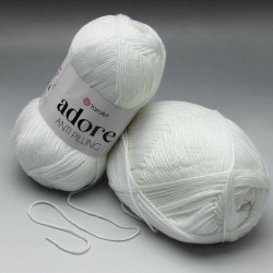 Włóczka YarnArt Adore AntiPilling - 336 Biała 100g - 280m