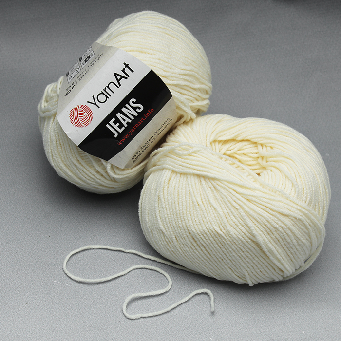 Włóczka YarnArt Jeans - 03 Mleczny 50g - 160m