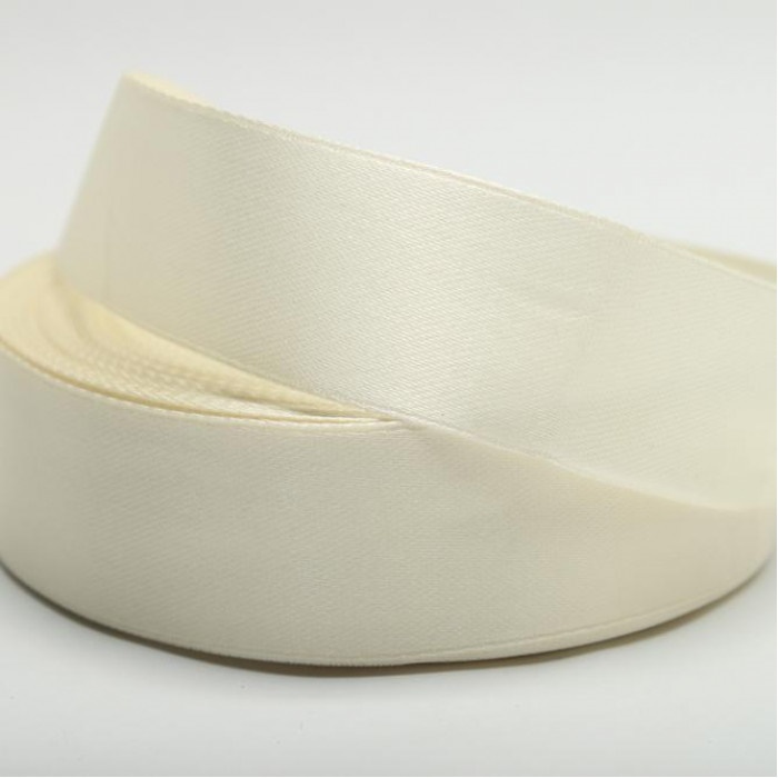 Wstążka satynowa Mleczna 25 mm Rolka 33 m